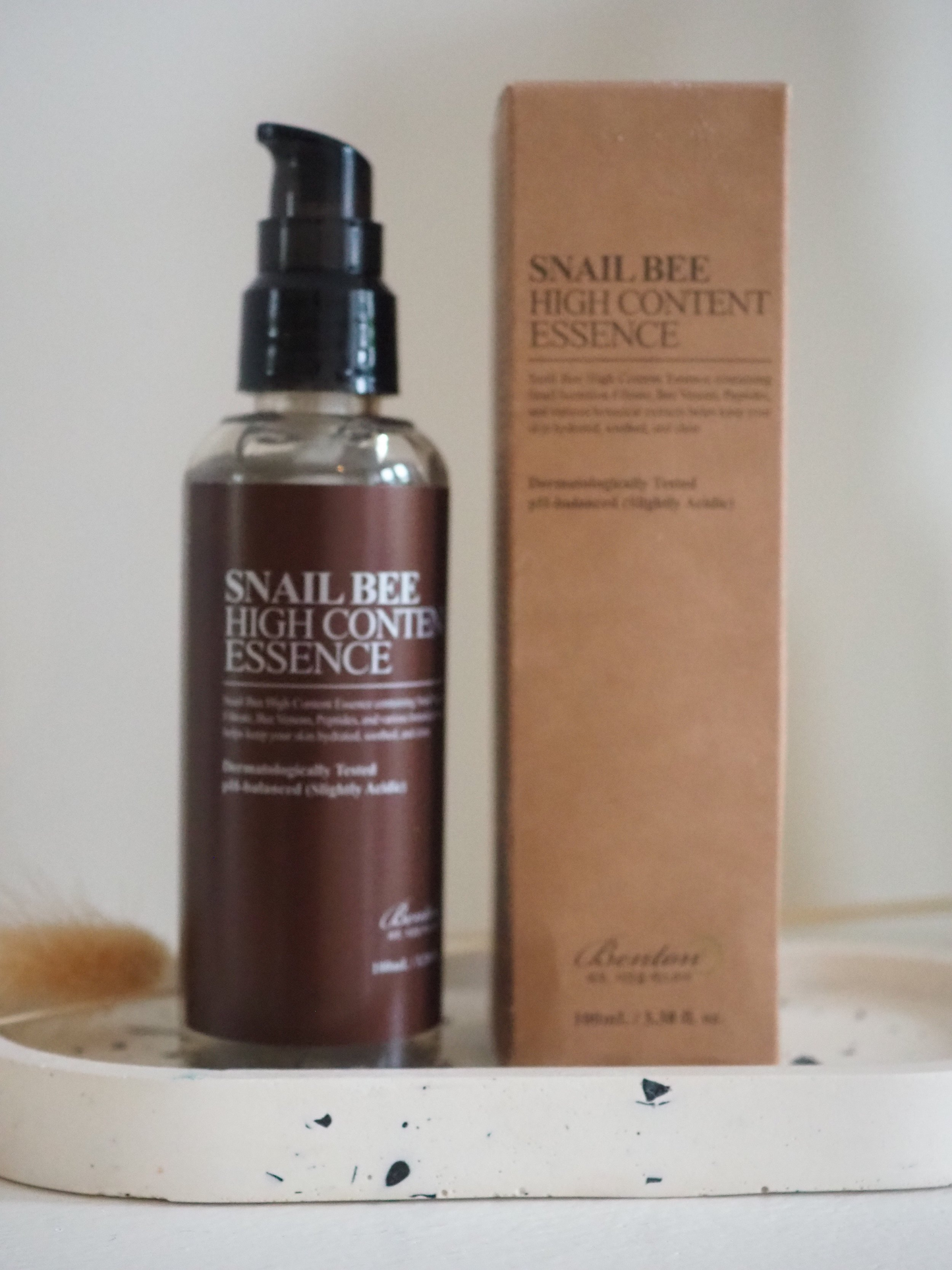 Benton Snail Bee High Content Essence (100ml)
