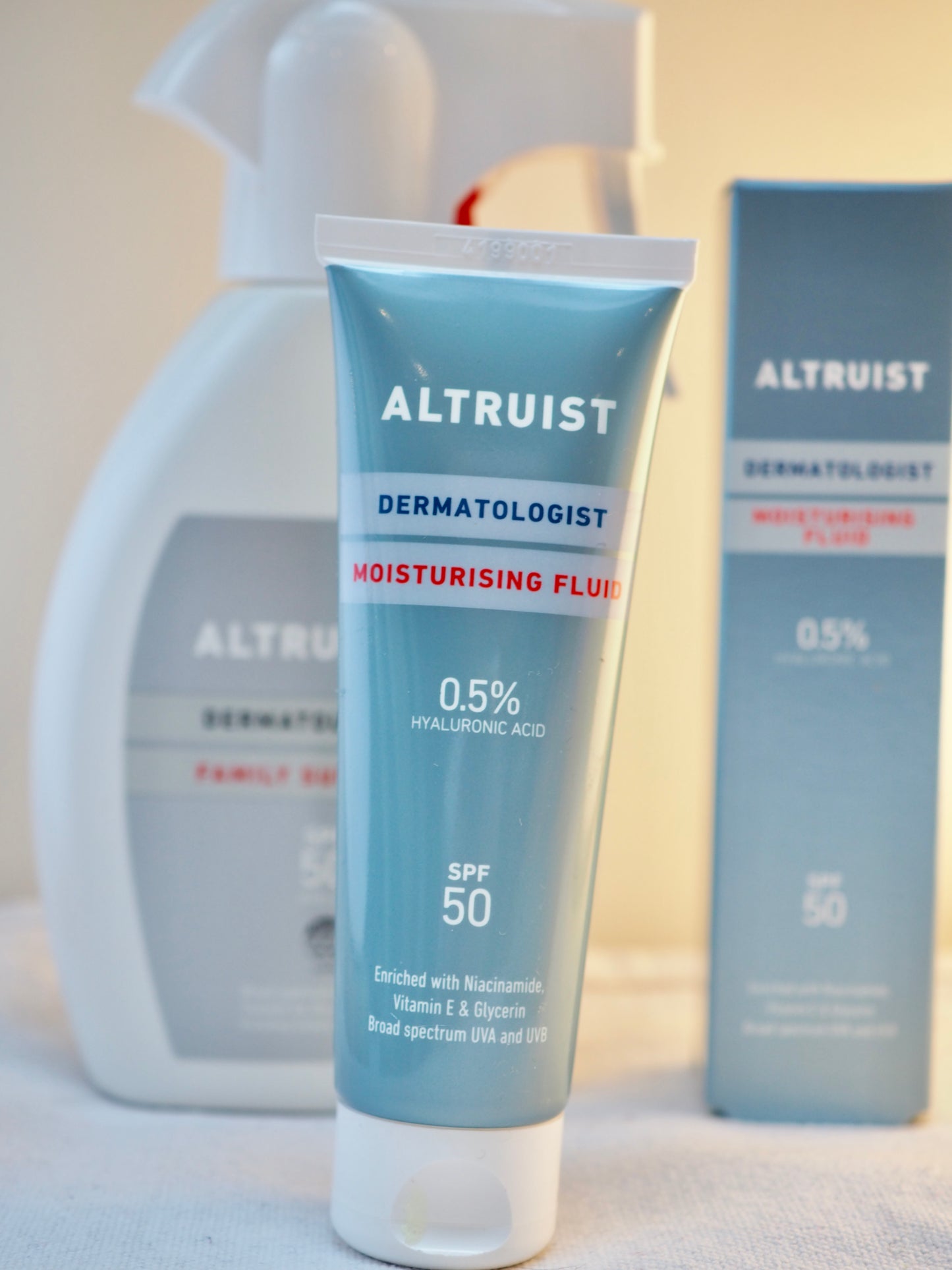 Altruist Moisturising Fluid SPF50 (50ml)
