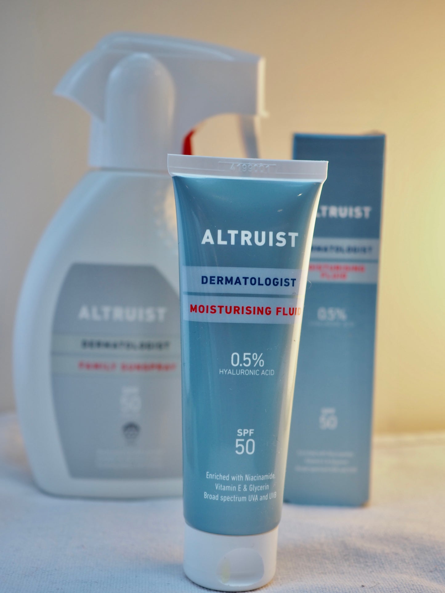 Altruist Moisturising Fluid SPF50 (50ml)